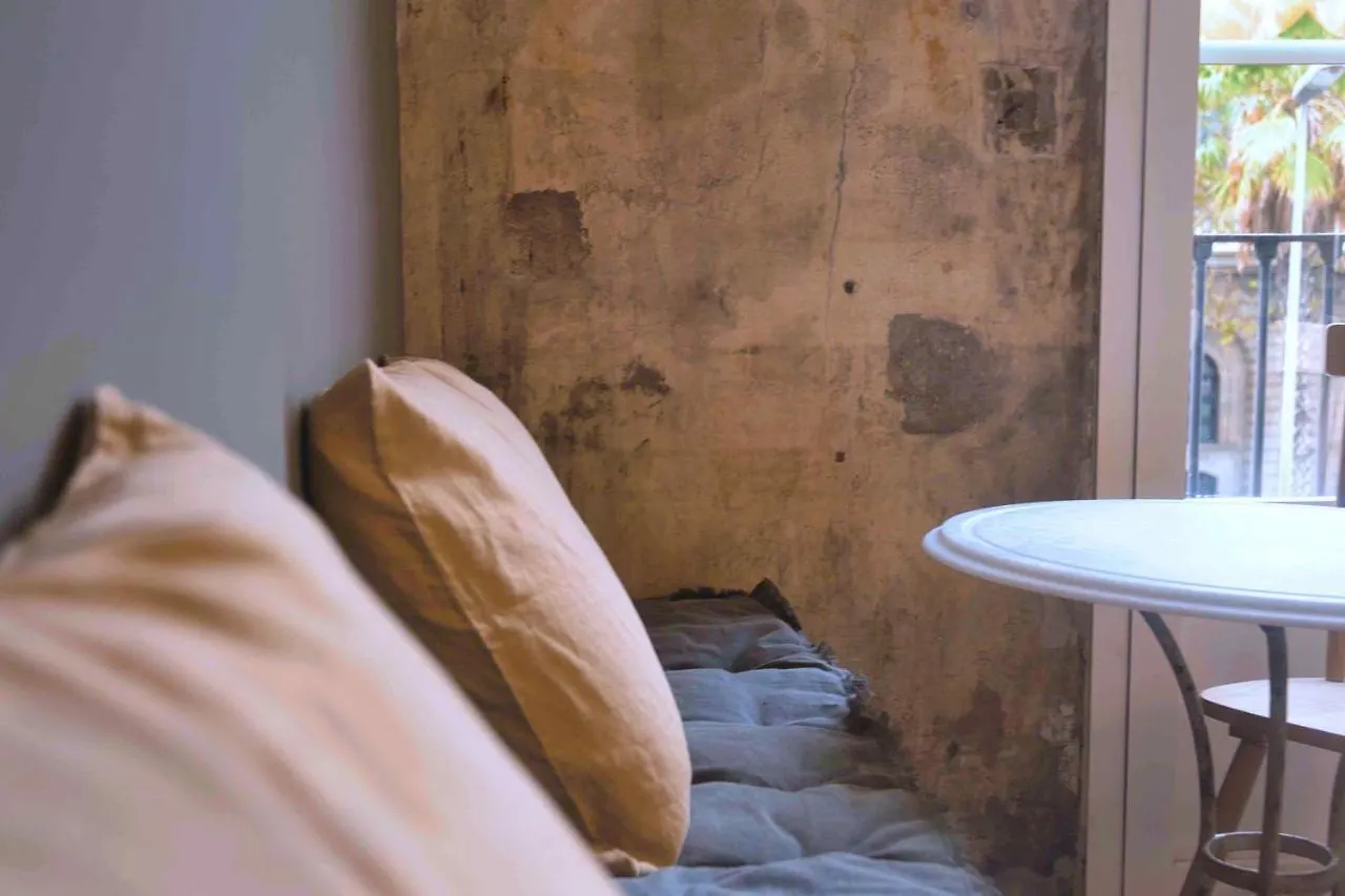 Factory Gardens Barcelona Bed & Breakfast