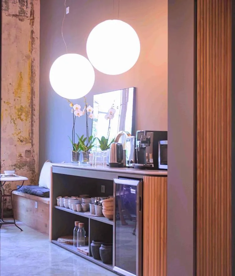 Factory Gardens Barcelona Bed & Breakfast
